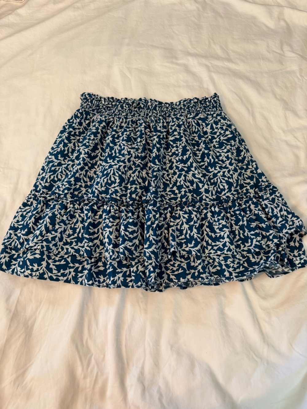 J Crew Blue Floral Smocked Waist Mini Skirt, Small, Ruffles, Cottagecore, Lined